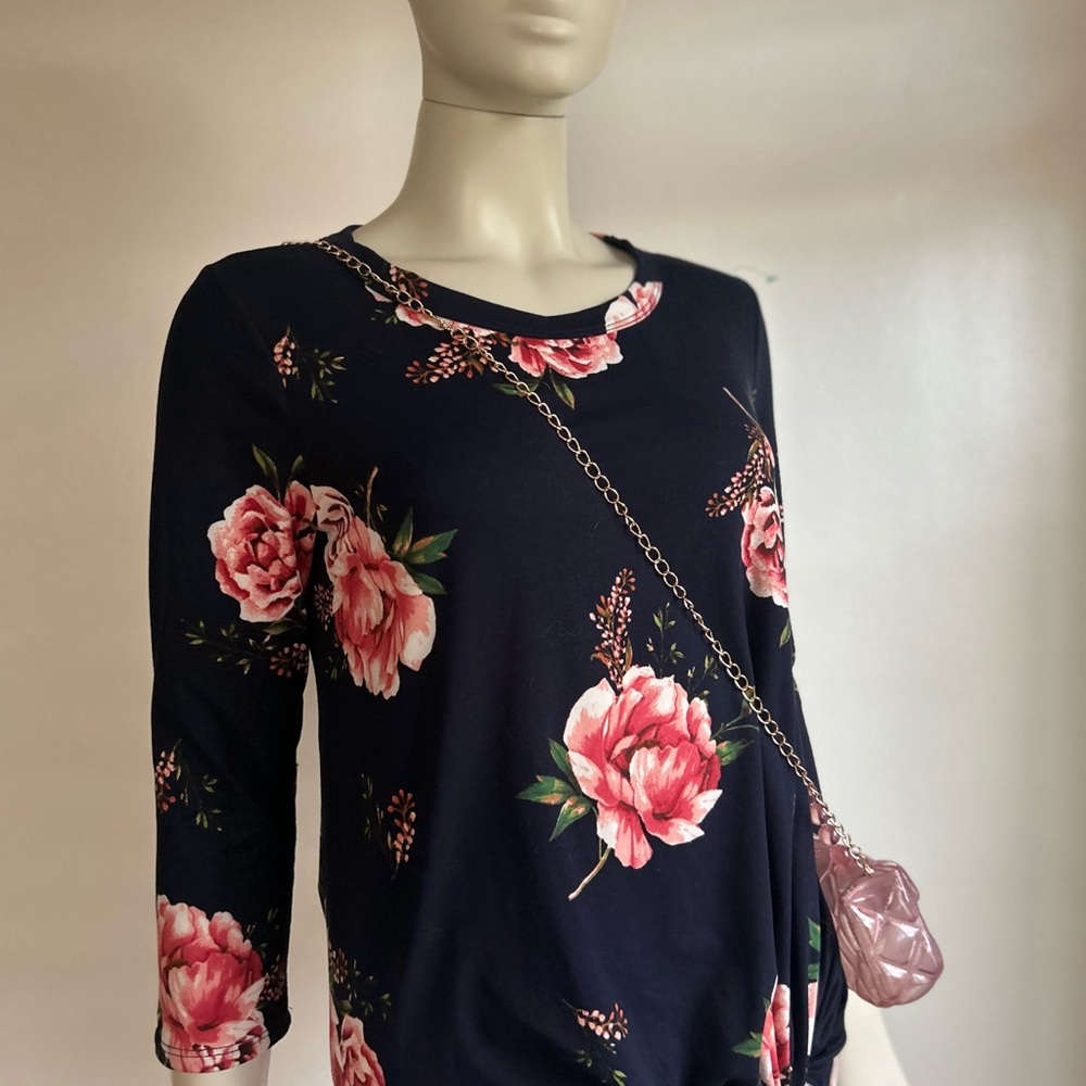reb & J Floral Navy Top with Pink Peonies - Picture 8 of 9